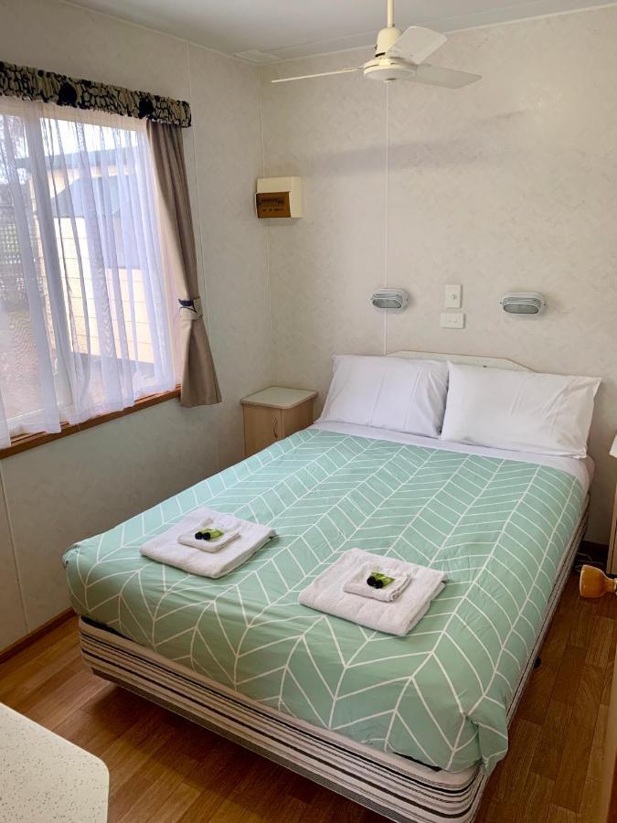 Tatura Cabin & Caravan Park Εξωτερικό φωτογραφία