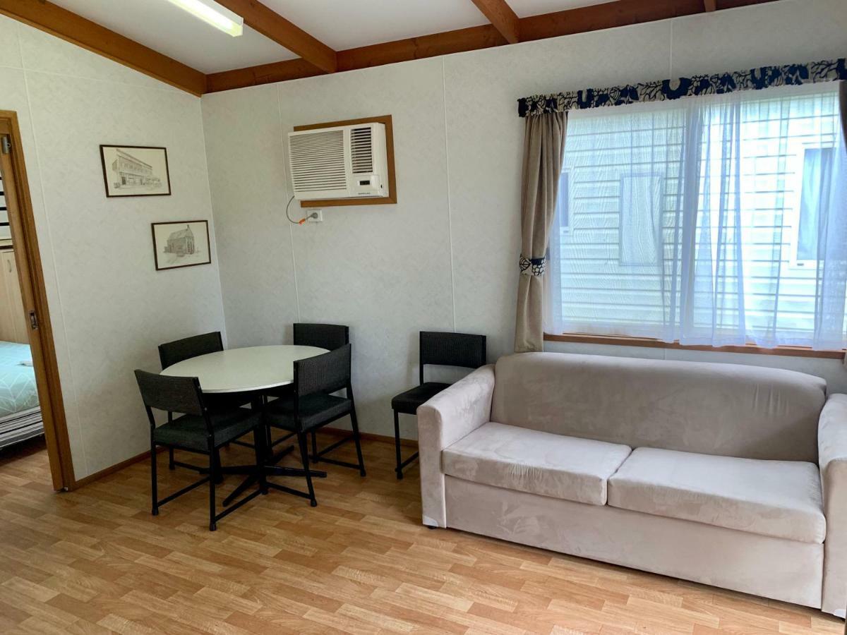 Tatura Cabin & Caravan Park Εξωτερικό φωτογραφία